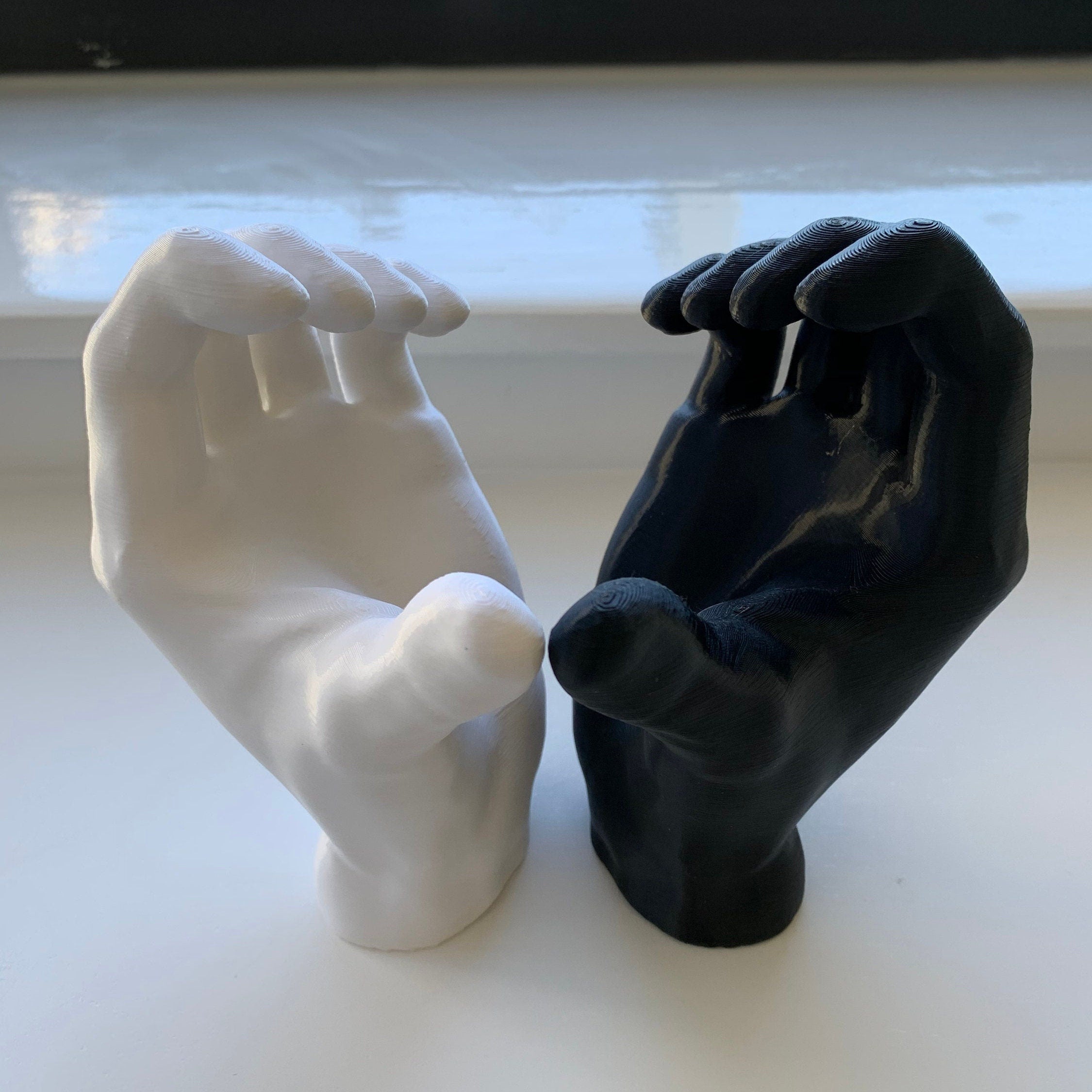 Hand Curtain Tieback